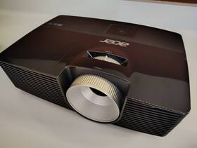 Dwx1305 Acer P1383w Dlp Projector W New Remote Case Cables Tested
