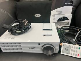 H7p0901 Acer H5360 Dlp Projector Tested Works - Unit Case Cables Remote