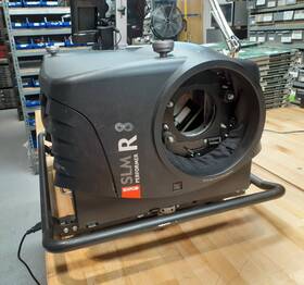Slm-r8 Barco Slm R8 Performer 8000 Lumen Sxga Large Venue Projector