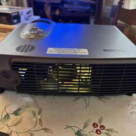 Ds650 Benq Dx/s650 Dlp Projector Hdtv Usb 110v 220v240v Remote Tested Working