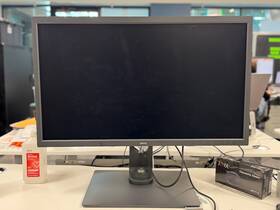 Sw321c Benq Sw320 32 Inch 4k Uhd Monitor Local Pickup Only No Box Shading Hood