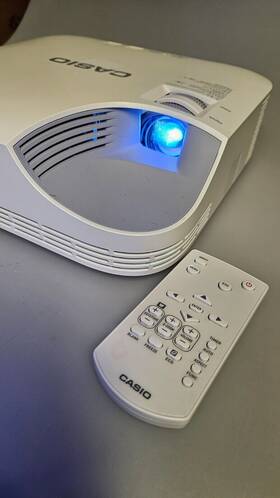 Xj-v1 Casio Projector Lightly Used Demo