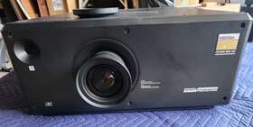 113-137a Digital Projection Highlite Wuxga 660 3d Projector 8000 Lum With Short Throw Lens