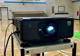 118-060a Digital Projection E-vision 10k Laser Projector 10 000lumens 316 Hours