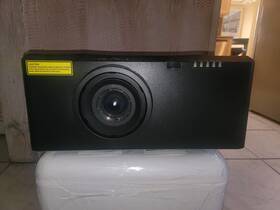 Ah-a22010b Eiki Ek-612x 7000 Lumens Xga Conference Projector With