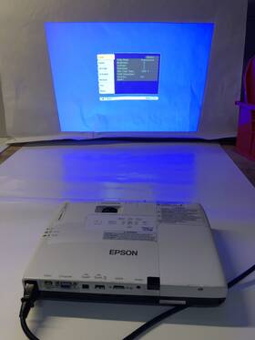 618513 Epson Powerlite1771w Below 50hrs Projector