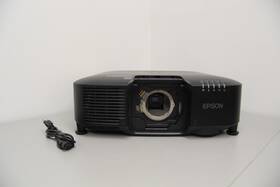 Eb-pu1007b Epson 7 000-lumen Wuxga Laser 3lcd Projector 3793 Hours