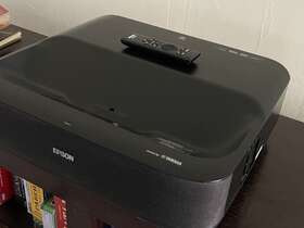 Eh-ls300b Epson Smart Streaming Laser Home Theater Projector - Amazing