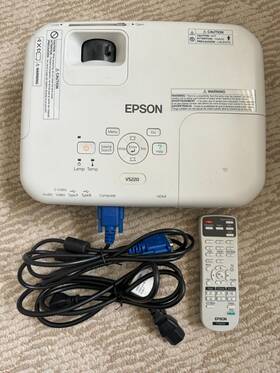 Elplp67 Epson Vs220 3lcd Projector Portable 2700 Lumens H592a Hd Hdmi