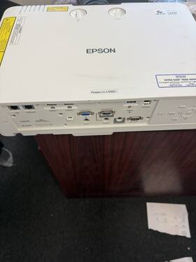 Epsonl510 Epson Powerlite L510u H903a Laser Wuxga Projector 5000 Lumens 2555 Lamp Hours