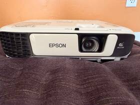 Ex526 Epson Elco Professional-class Projector