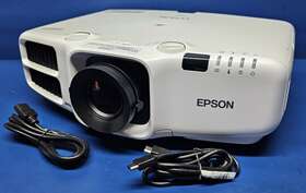 G6070w Epson Powerlite Pro Projector With 633 Lamp Hours 1280x800 5500 Lumens