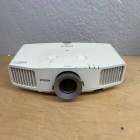 H380a Epson Powerlite 4100 Projector 4500 Lumens With Only 100 Used Lamp Hours H380a Epson Powerlite 4100 Projector 4500 Lumens With Only 100 Used Lamp Hours
