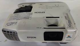H568a Epson 10000 1 2700 Ansi Lumens 800x600 3lcd Video Projector No Remote