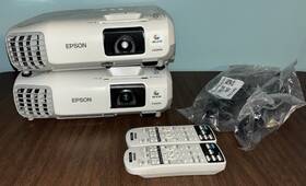 H677a Epson Powerlite 98 Projector Tested Working With Remote Control Lot Of 2 H677a Epson Powerlite 98 Projector Tested Working With Remote Control Lot Of 2