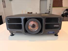 L1505u Epson H792a Pro Lcd Laser Projector - Wuxga Commercial / Venue Grade
