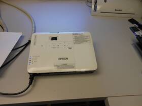 1795f Epson H796a Powerlite Wireless Full Hd 3lcd 3200 Lumen Projector