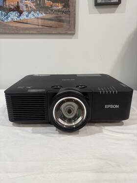 Epson L695se Powerlite Eb- 6 000-lumen Short Throw 3lcd Laser Projector