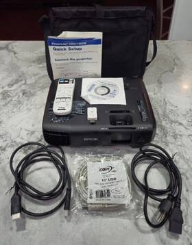 P1222 Epson Powerlite 1222 Projector - All Accessories Included As Seen In Picture