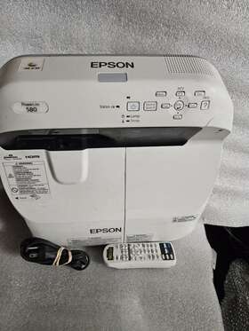 V11h604020 Epson Powerlite 580 Xga Ultra Short Throw Hdmi Projector With Remote 1199 Hours