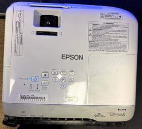 V11h983020 Epson Powerlite 108 Long-throw Projector 2305 Hours No Remote Or Cable