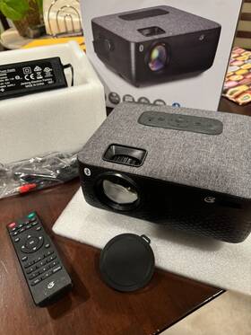 Pj770b Gpx Rechargeable Projector With Bt Hdmi Usb And Micro Sd Media Ports