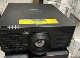 Mp-wu9101b Hitachi Maxell - 10000 Ansi Wuxga Laser Projector Less Hours Great Condition
