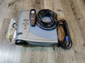 Lp340 In Focus Infocus Projector With Remote Carry Case And Adapters Tv Dlp 1884 Gray Lp340 In Focus Infocus Projector With Remote Carry Case And Adapters Tv Dlp 1884 Gray
