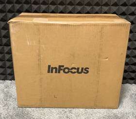 In134st Infocus Dlp Projector 4000 Lumens Xga New