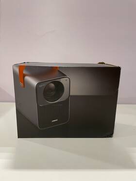 Apt04 Jireno Smart Portable Projector