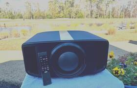 Dla-rs4100 Jvc Dla-rs4100/nz9 Laser Projector-factory Reconditioned By Jvc-mint 950 Hours