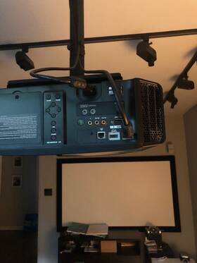 Dla-x55rbu Jvc D-ila Procision Projector Screen And Mounting Bracket/arm