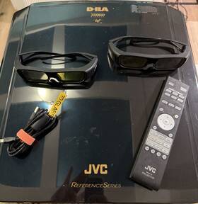 Jvc Dlarsr500u D-ila Home Theater Projector Thx 3d Remote Glasses
