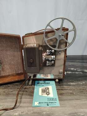 Keystone K-60 Vintage Sixty 8mm Film Projector With Reel Motor And Lamp Working