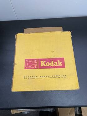 400197 Kodak Gray Instamatic M95 Vintage Film Projector With Box Wh2-1 400197 Kodak Gray Instamatic M95 Vintage Film Projector With Box Wh2-1