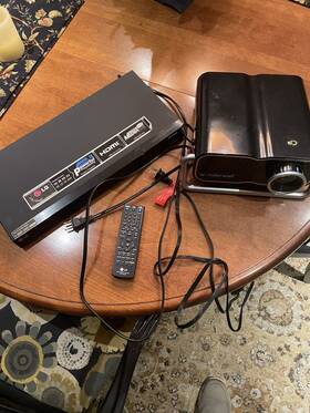Dn798 Lg Dvd/cd Player With Wonderwall Projector Dn798 Lg Dvd/cd Player With Wonderwall Projector