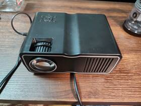 1004781 Merch-source Merchsource - Adjustable Projector Hdmi