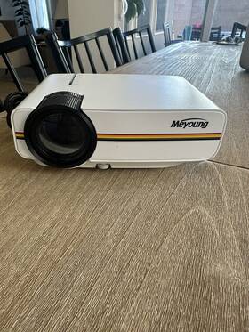 Jt-tc80 Meyoung Fba Tc80 Led Mini Projector Home Theater Lcd Hd Movie Video