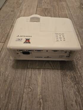 Ex240u Mitsubishi 082400029508 Dlp Projector