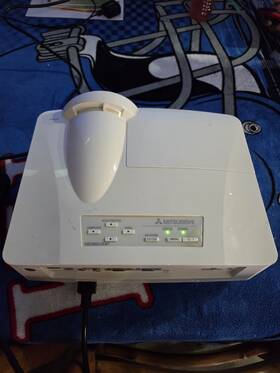 Xd560lp Mitsubishi Projector 1206 Hours Read Xd560lp Mitsubishi Projector 1206 Hours Read