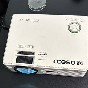 Moseco Morser82 Lcd Led 1080p 3500 Ansi Short Throw Hdmi Usb Vga White