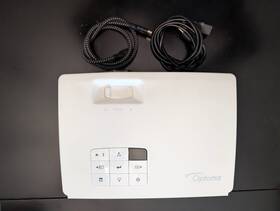 Optoma Zw210st Projector Short Throw Less Than 100hrs Used. Missing Remote