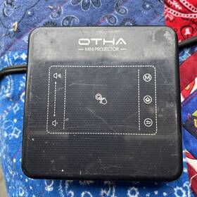 Otha 195893439270 Mini Projector Model D13 Good Working Order