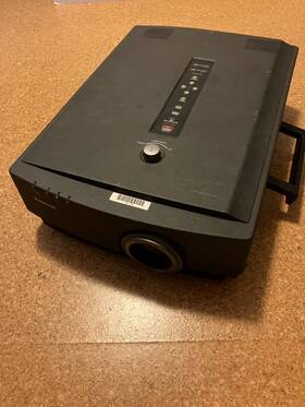 Pt-l797 Panasonic L797 Vu Video Projector In Good Condition