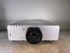 Panasonic Pt-dx800uls Dlp Large Venue Projector - 1952 Lamp Hours