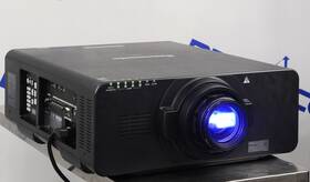 Panasonic Pt-dz16k2 Dlp 16000 Lumens Full Hd Projector 240v