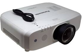 Pt-ez590l Panasonic Wuxga 5400-lumen Conference Room Projector - 3525 Lamp Hours