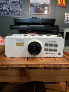 Pt-r770w Panasonic Laser Projector White 1920 X 1200 Resolution Hdmi Sdi Digital Link