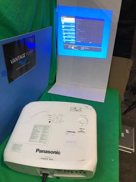 Pt-vx615n Panasonic Xga Projector - Various Lamp Hrs