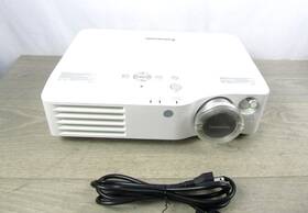 Tqfb533 Panasonic Lcd Home Theater Hdmi Projector White Tested And Works